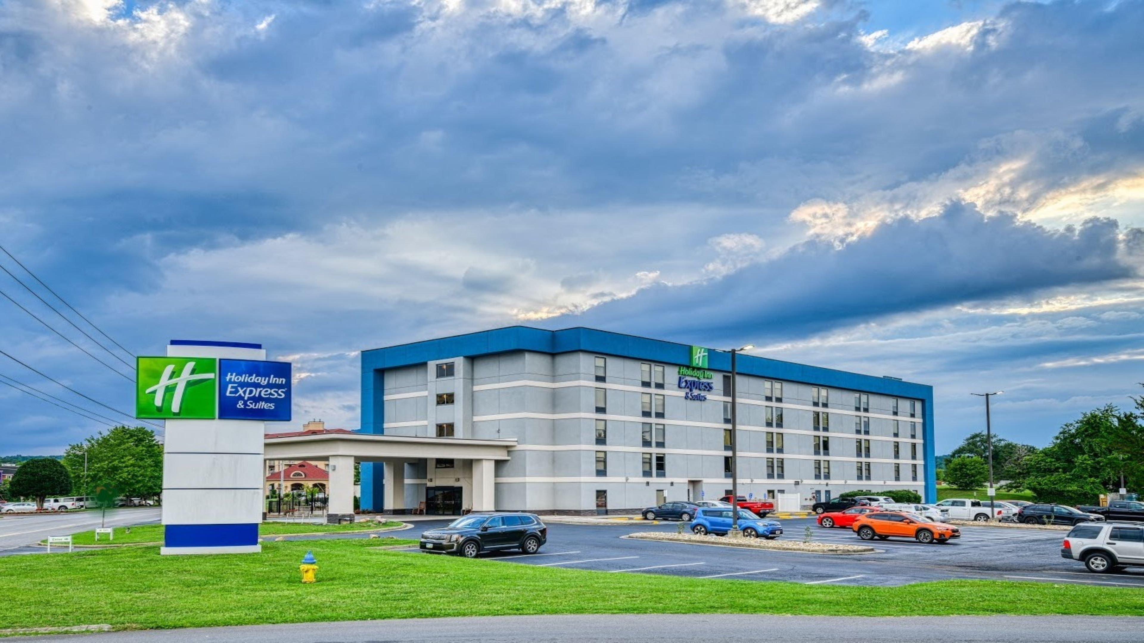 Holiday Inn Express Hotel & Suites Pigeon Forge By Ihg Exterior foto